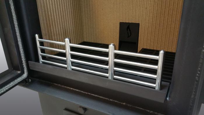 Protective grill for LOUIS fireplace glass