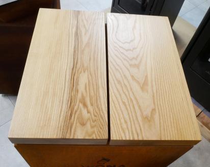 Tavolo 48/48/96 con una tavola di legno 3